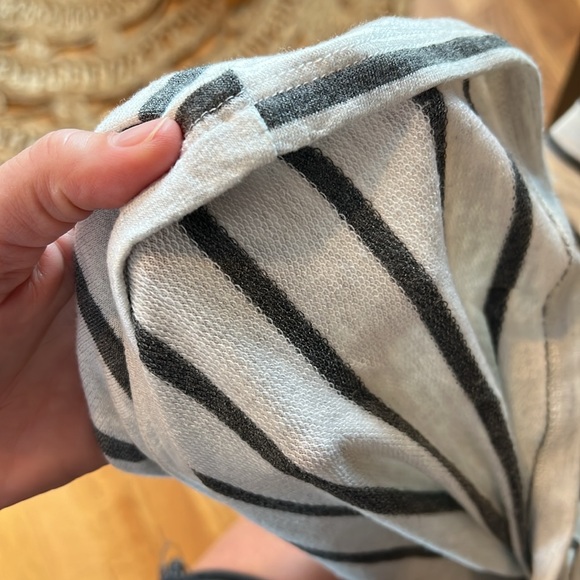 Billabong // striped long sleeve dress - Picture 4 of 4